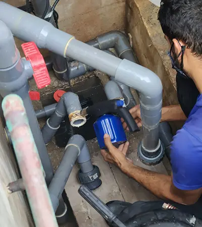 Swimming-Pool-Plumbing-Service