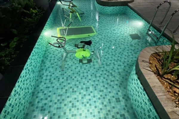Swimming Pool Underwater Lighting Replacement Services